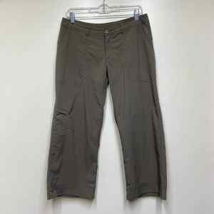 Patagonia Stand Up Nylon Blend Cropped Pants Ladies Size 4 Hiking Camping